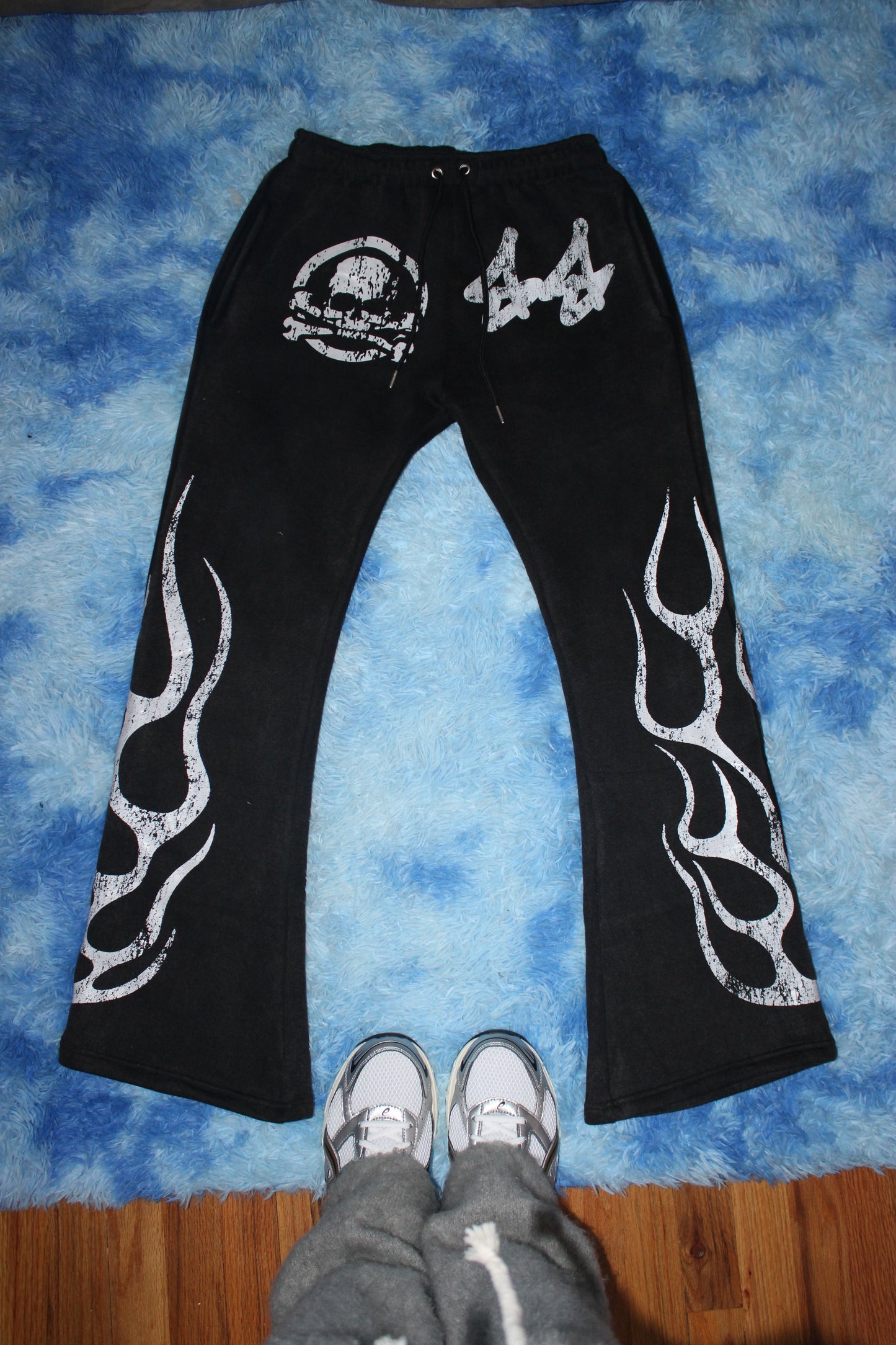 World Tour Flare Sweats (WM)
